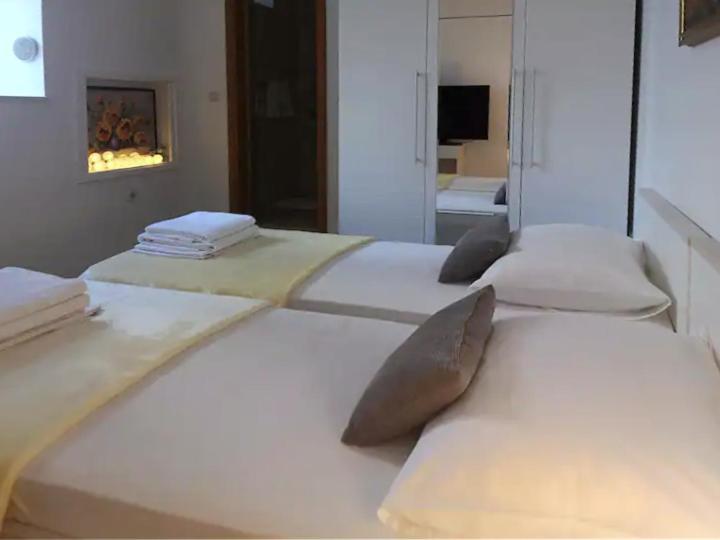 Emily Apartment Sudurad Екстериор снимка