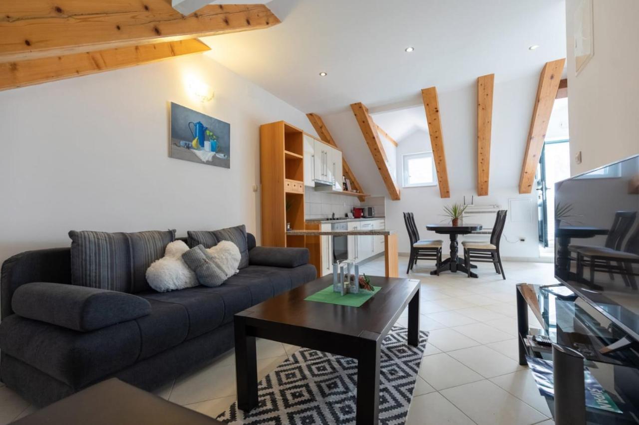 Emily Apartment Sudurad Екстериор снимка