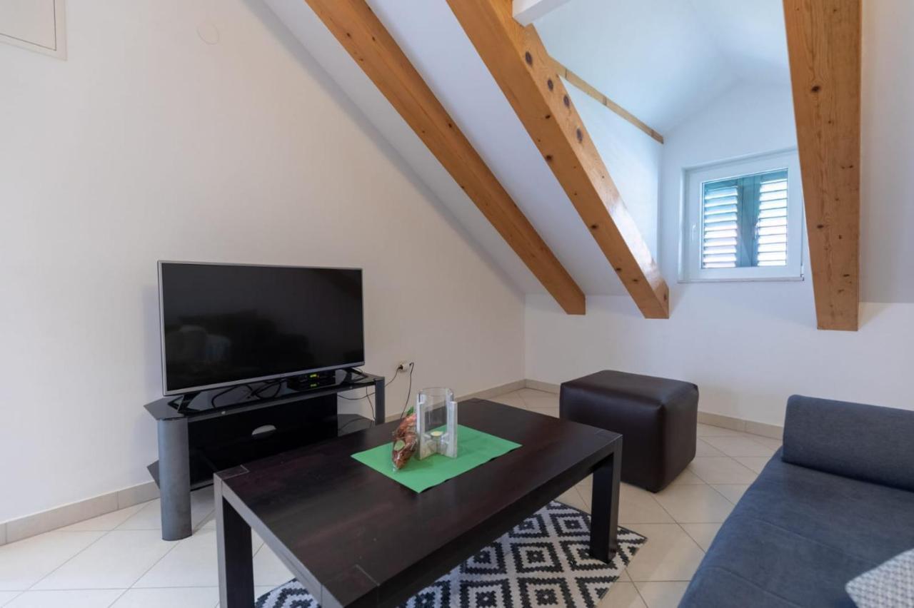 Emily Apartment Sudurad Екстериор снимка